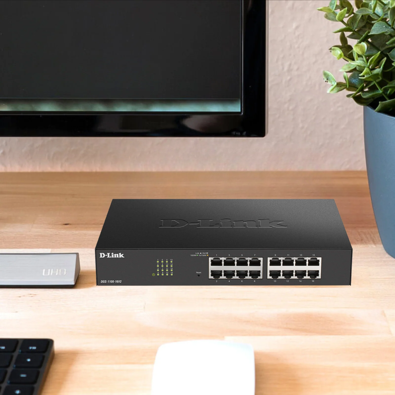 D-Link 16-Port Gigabit Smart Managed Switch | Web Managed | Cable Diagnostics | NDAA Compliant - (DGS-1100-16V2) - Image 4